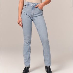 90S SLIM STRAIGHT JEANS